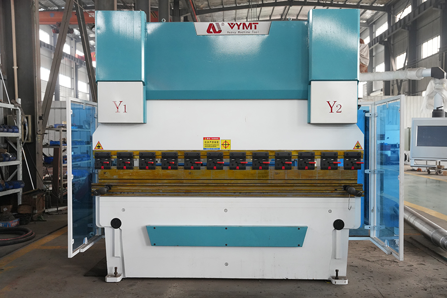 Apakah peranan mesin shearing hidraulik CNC, dan bagaimana ia meningkatkan kebolehulangan pemotongan?